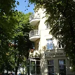Heinrich-Heine-Straße App 09 - Parkblick