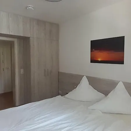 Apartment Heinrich-heine-straße App 09 - Parkblick Rostock